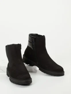 – Stiefelette aus Nubukleder in*Solidus