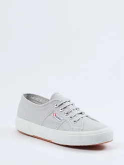 Damen Superga – Canvas-Sneaker aus Baumwolltextil hell