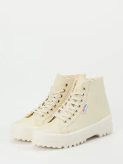 – High-Top Sneaker aus Leder in*Superga