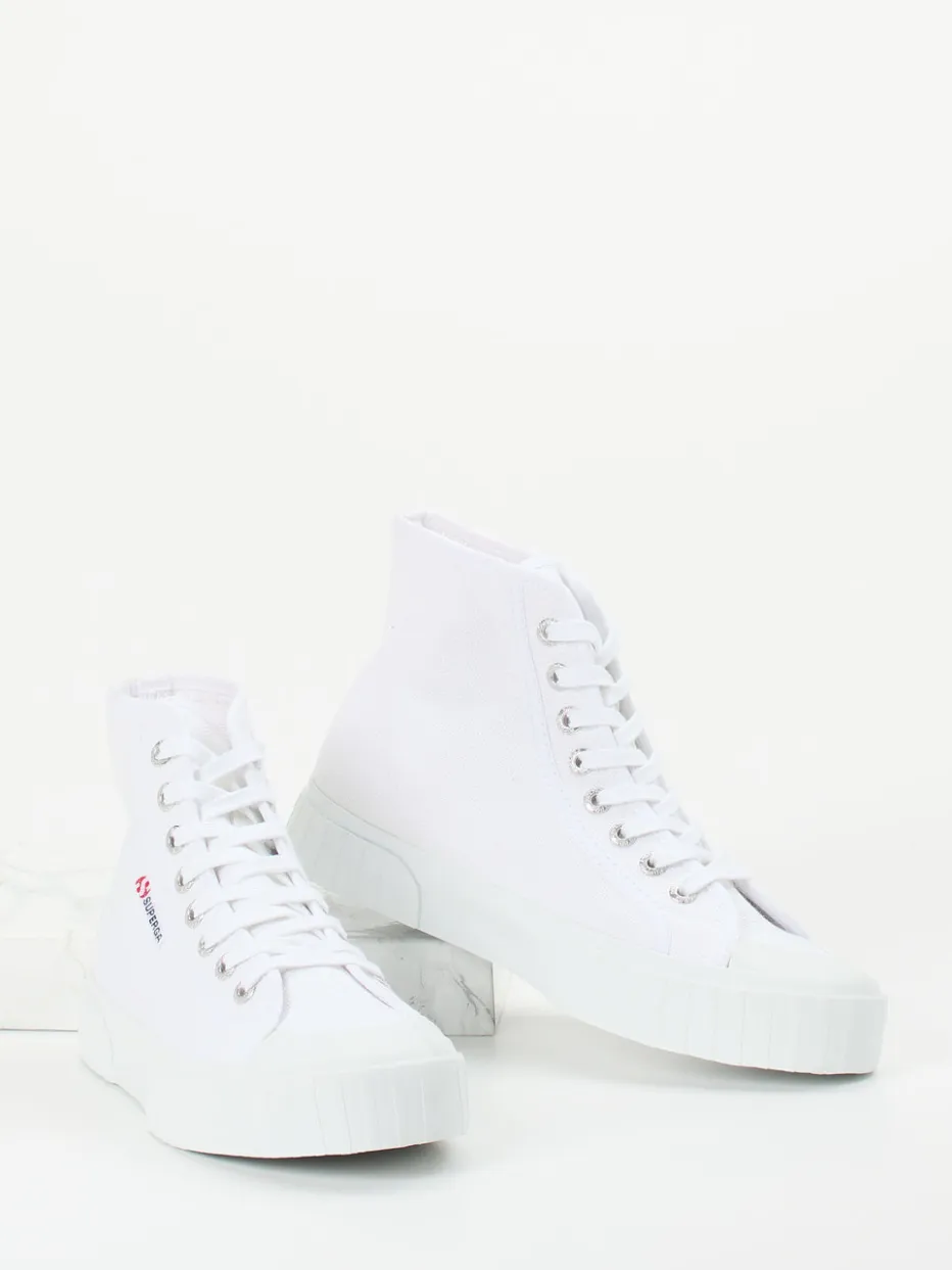 – High-Top-Sneaker aus Canvas*Superga Hot