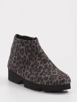 – Stiefelette aus Veloursleder*Thierry Rabotin Best