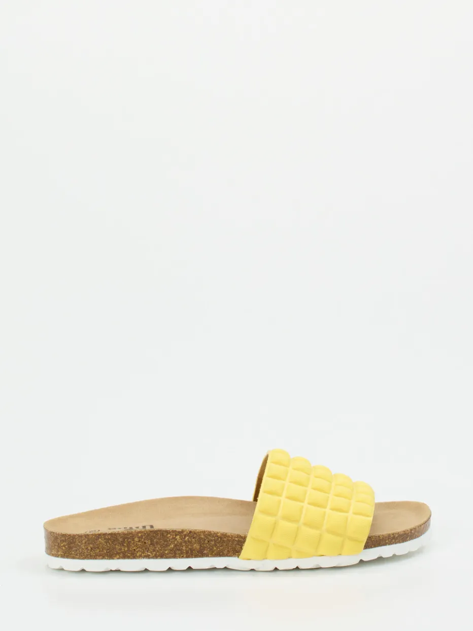 Damen Thies – Slides aus Textil in Pastell