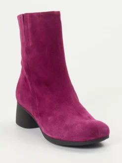 Damen Think – Ankle Boots aus Veloursleder in Beerenrot