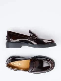 – Loafer aus Hochglanzleder in Burgunder*Tod's Discount