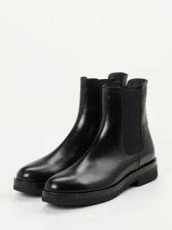 – Chelsea Boots aus Kalbleder glänzend*Truman's