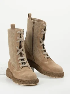 – Schnürboots aus Veloursleder sandbeige*Truman's Clearance