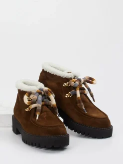 – Schnürboots aus Veloursleder*Truman's Hot