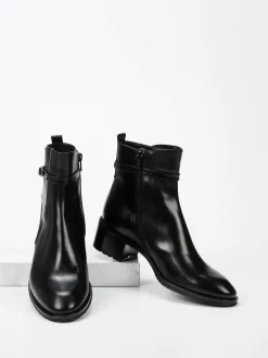 – Stiefelette aus Kalbleder glänzend*Truman's Sale