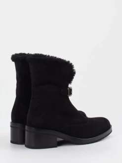 – Stiefeletten aus Veloursleder*Truman's Outlet