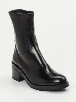 – Stiefeletten aus Kalbleder glänzend*Truman's Outlet