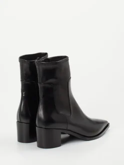 – Stiefeletten aus Kalbleder*Truman's New