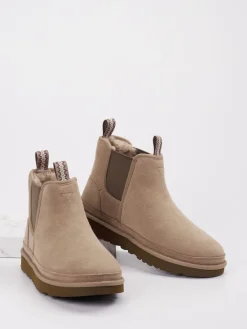 Herren UGG – Chelsea Boots aus Veloursleder sandbeige