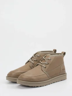 Herren UGG – Chukka Boots aus Nubukleder sandbeige