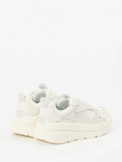 – Chunky Sneaker aus Kalbleder in Creme*UGG Hot