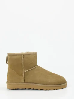 – Lammfell-Boots aus Veloursleder sandbeige*UGG Best