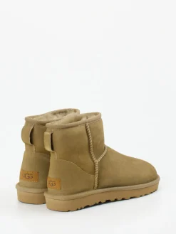 – Lammfell-Boots aus Veloursleder sandbeige*UGG Best