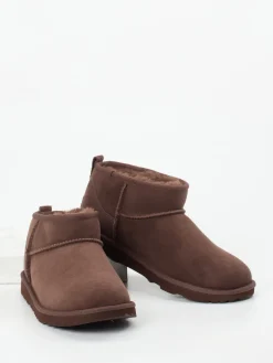 – Lammfell-Boots aus Veloursleder schoko*UGG