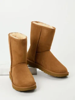 – Lammfell-Boots aus Veloursleder cognacfarben*UGG Discount