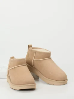 Damen UGG – Lammfell-Boots aus Veloursleder