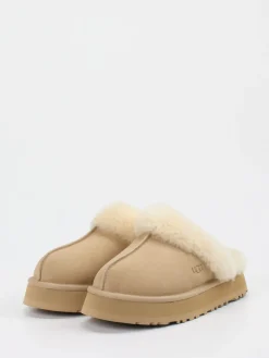 – Lammfell-Pantoffeln aus Veloursleder Beige*UGG Hot