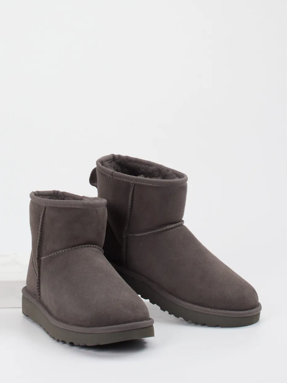 Damen UGG – Lammfell-Stiefelette aus Veloursleder