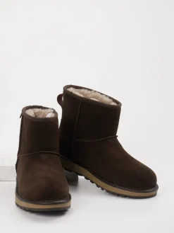 – Winter-Boots aus Veloursleder Dunkel*UGG Hot