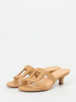 Damen Unützer – Mules aus Kalbleder in Hellbraun