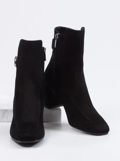 – Stiefelette aus Veloursleder*Unützer Best