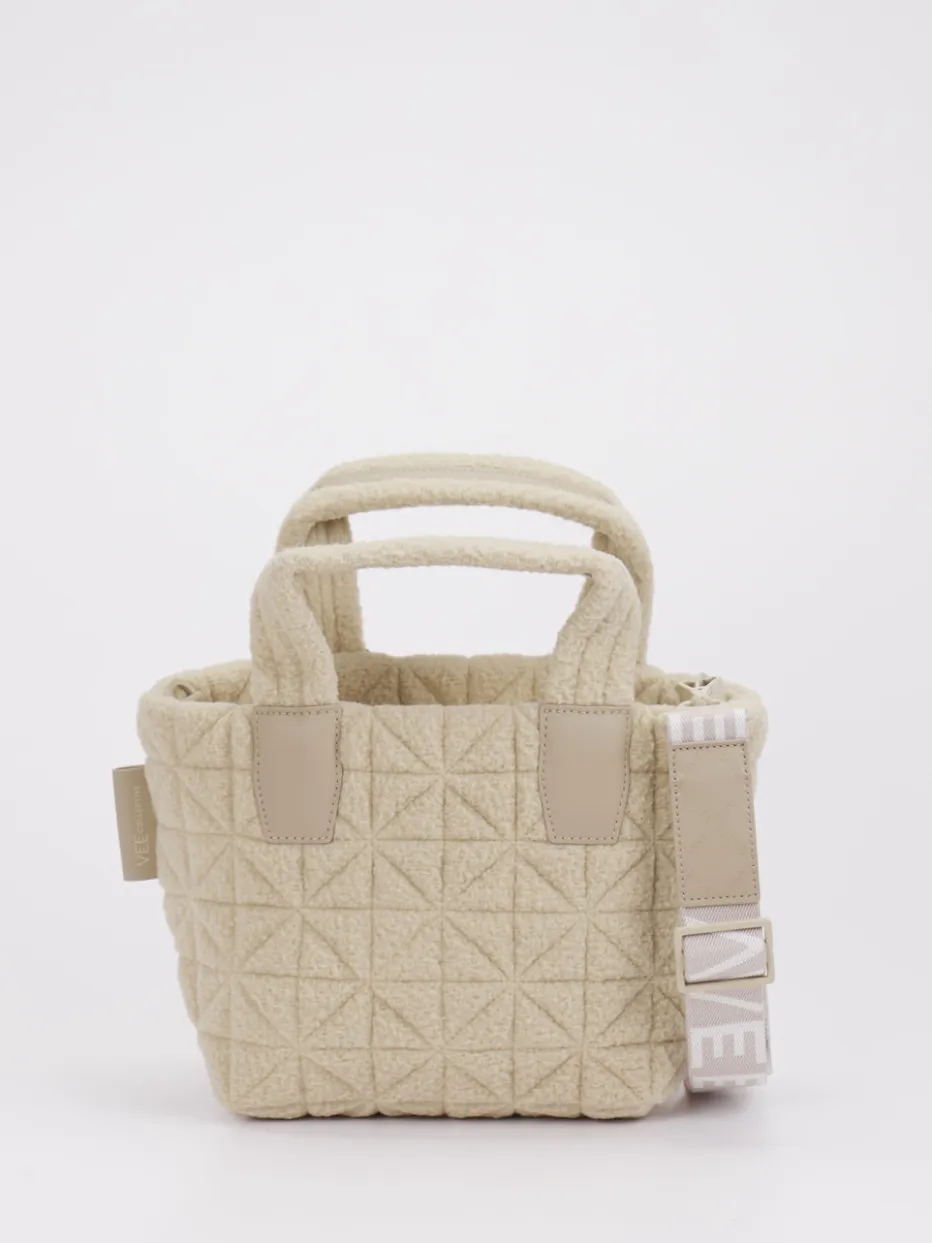 – Handtasche aus Teddy-Stoff*VeeCollective Berlin Sale