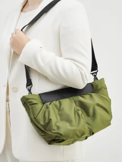 – Schultertasche aus Nylon Oliv*VeeCollective Berlin New