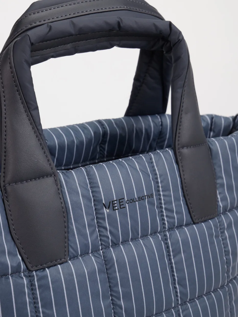 – Shopper Bag aus Nylon in Dunkel*VeeCollective Berlin Sale