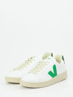 – Low-Top Sneaker aus veganem Leder*VEJA New