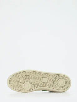 – Low-Top Sneaker aus veganem Leder*VEJA New