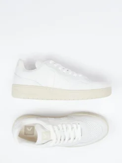 Damen VEJA – Low-Top-Sneaker aus Kalbleder Off-White
