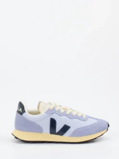 – Retro-Sneaker aus Mesh und Veloursleder Pastell*VEJA Hot