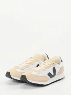 – Retro-Sneaker aus Mesh und Veloursleder Beige*VEJA Clearance