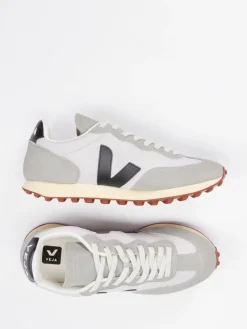 Herren VEJA – Retro-Sneaker aus Textil und Veloursleder Offwhite