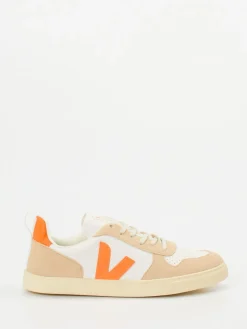– Sneaker aus Kalbleder und Veloursleder Beige*VEJA