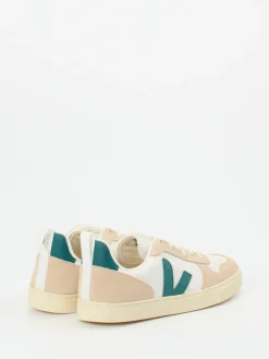 – Sneaker aus Kalbleder mit Veloursdetails*VEJA Hot