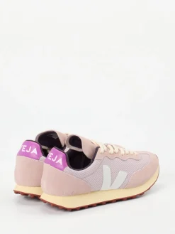 Damen VEJA – Sneaker aus Mesh und Veloursleder Rosé