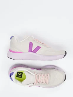 – Sneaker aus veganem Mesh in Creme*VEJA Sale