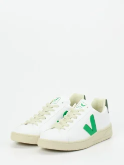 – Sneaker aus veganem Glattleder*VEJA New