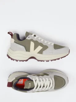 – Trail-Sneaker aus Veloursleder Oliv*VEJA Hot