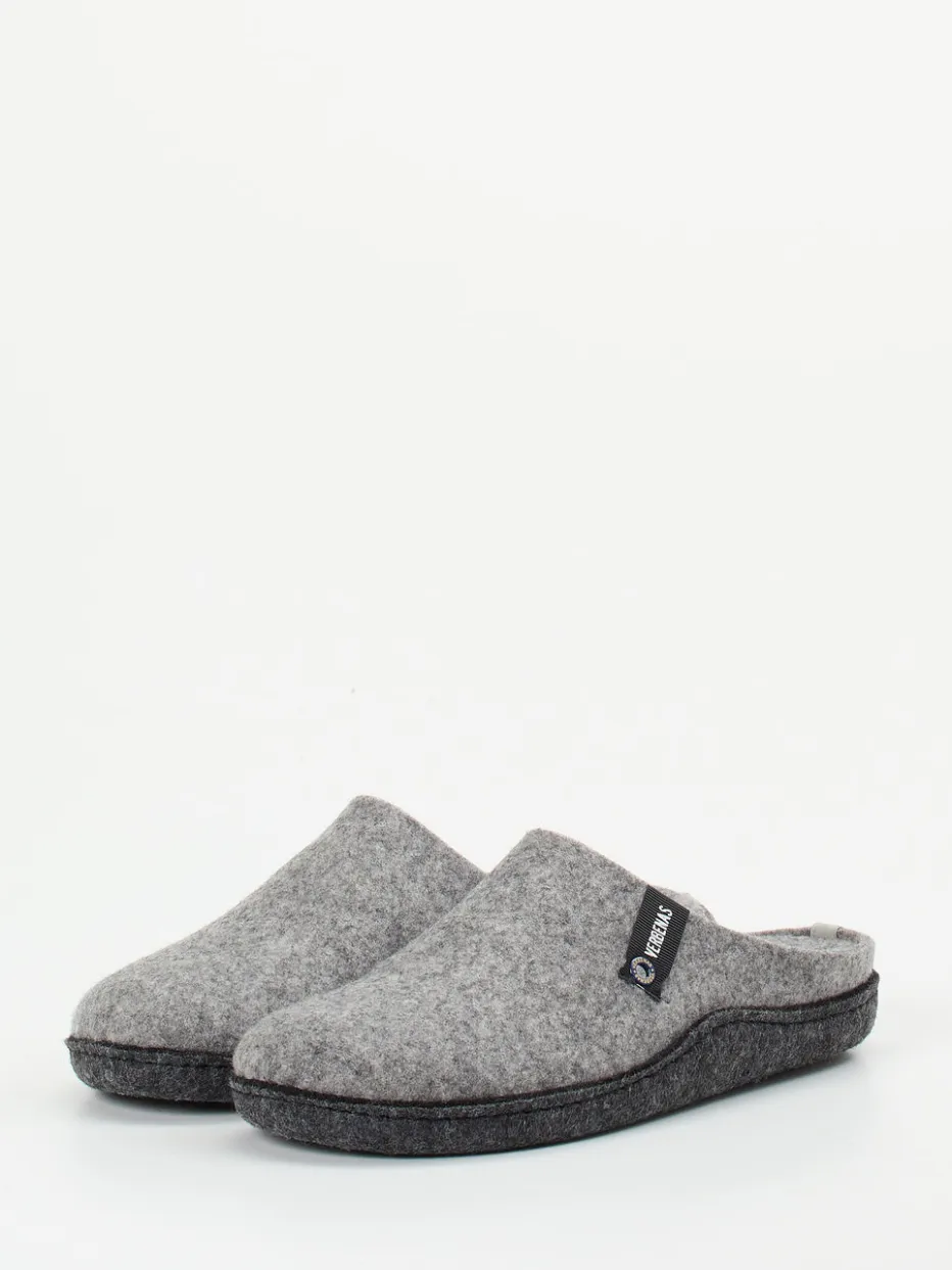 – Filzpantoffeln aus recyceltem Filz hell*Verbenas Hot