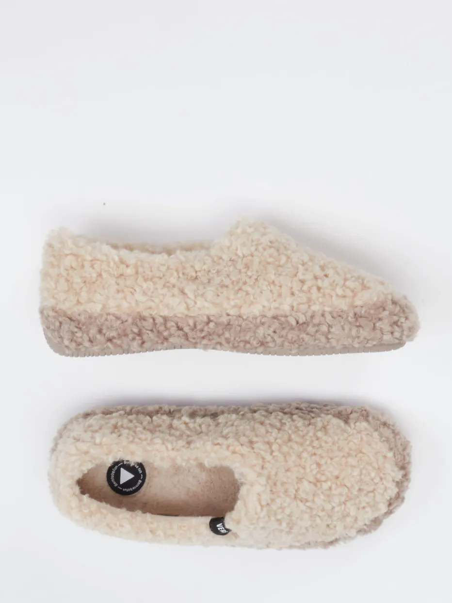 – Slipper aus Textil mit Kunstfellstruktur*Verbenas Online