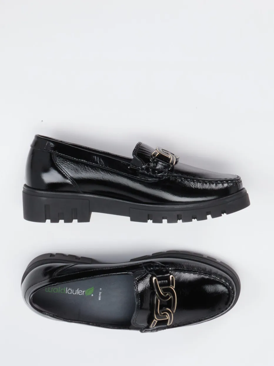 – Loafer aus Lackleder*Waldläufer